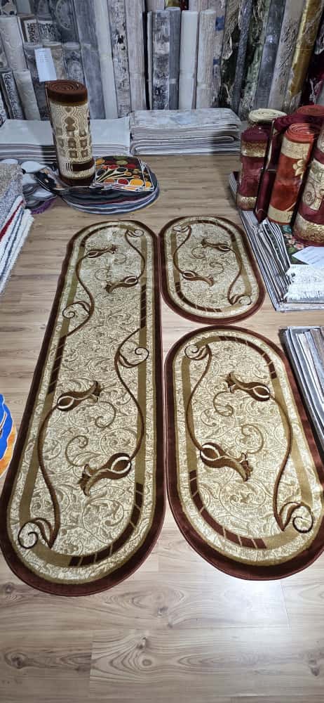 Set Dormitor American 3 Piese Maro / Bej Oval